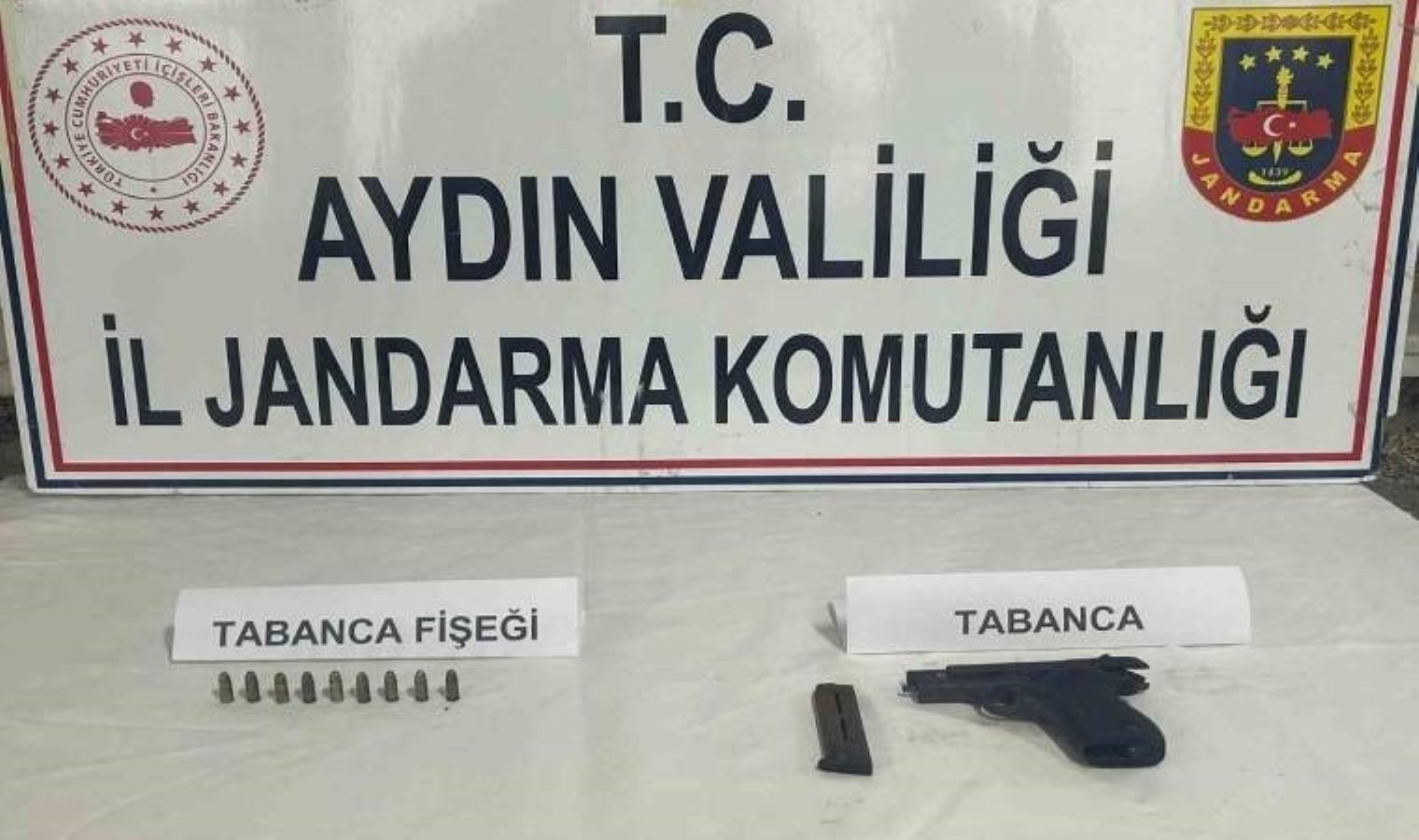 Aydın’da 12 adet ruhsatsız tabanca geçirildi